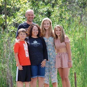 Meet your Posher, Cherie